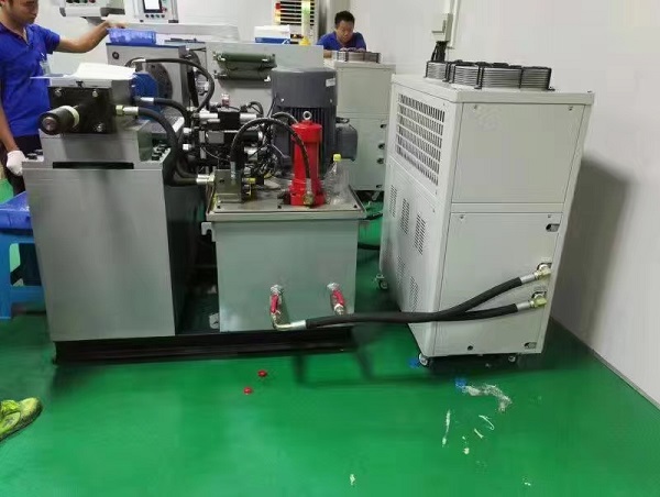 Что вызывает неудовлетворительный охлаждающий эффект чиллера?